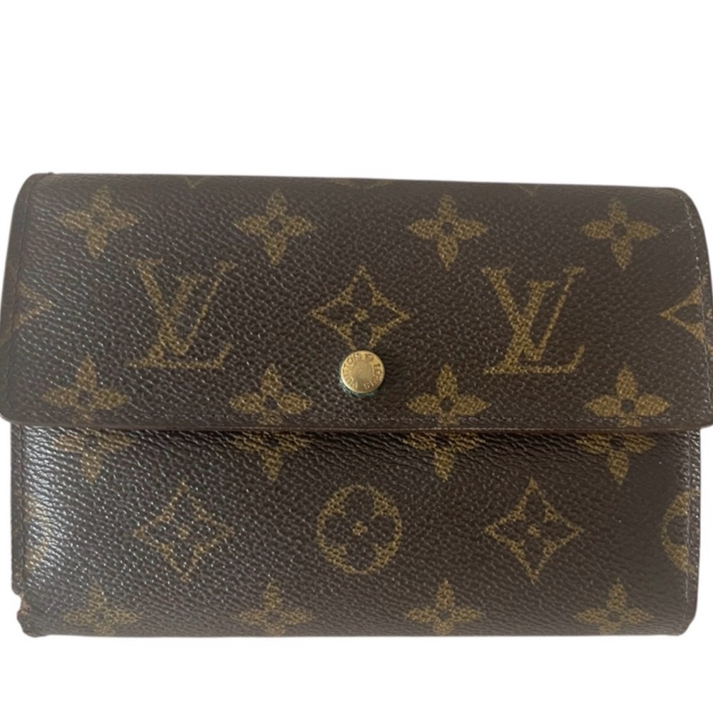 Louis Vuitton Classic Monogram Wallet in Brown